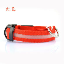 Load image into Gallery viewer, LED Pet dog Collar,Night Safety . Flashing In The Dark